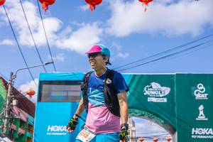 BIB: 3013
                            <button type="button" onclick="openModal(21771168)" class="btn btn-primary btn-sm float-right btn-popup" data-toggle="modal" data-target=".modal-high-quality">
                        <i class="fas fa-shopping-cart"></i> Add to Cart
                    </button>
                                            <button type="button" onclick="isThisMe(21771168, true)" class="btn btn-success btn-sm float-right btn-popup btn-isme hidden" data-toggle="tooltip" data-placement="bottom" title="นี่คือรูปของคุณใช่ไหม คลิกที่นี่เพื่อเอาเข้าอัลบั้ม">
                        <i class="fas fa-plus"></i> Add to album
                    </button>
                    <button type="button" onclick="isThisMe(21771168, false)" class="btn btn-warning btn-sm float-right btn-popup btn-isnotme hidden">
                        <i class="fas fa-ban"></i> Remove from album
                    </button>